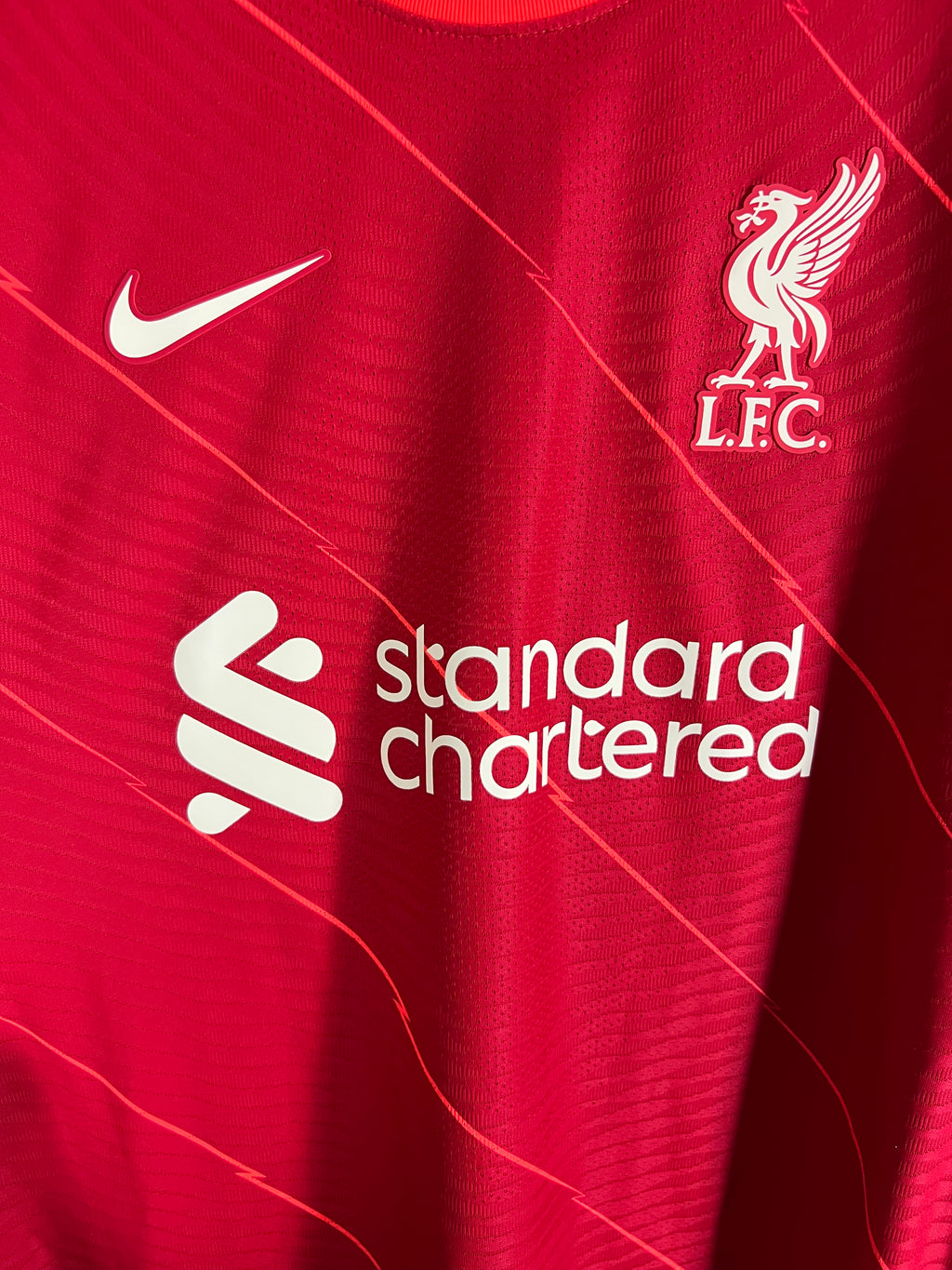2021/22 Liverpool FC Home Jersey Non-Player (DB2533-688 -L) 9/10