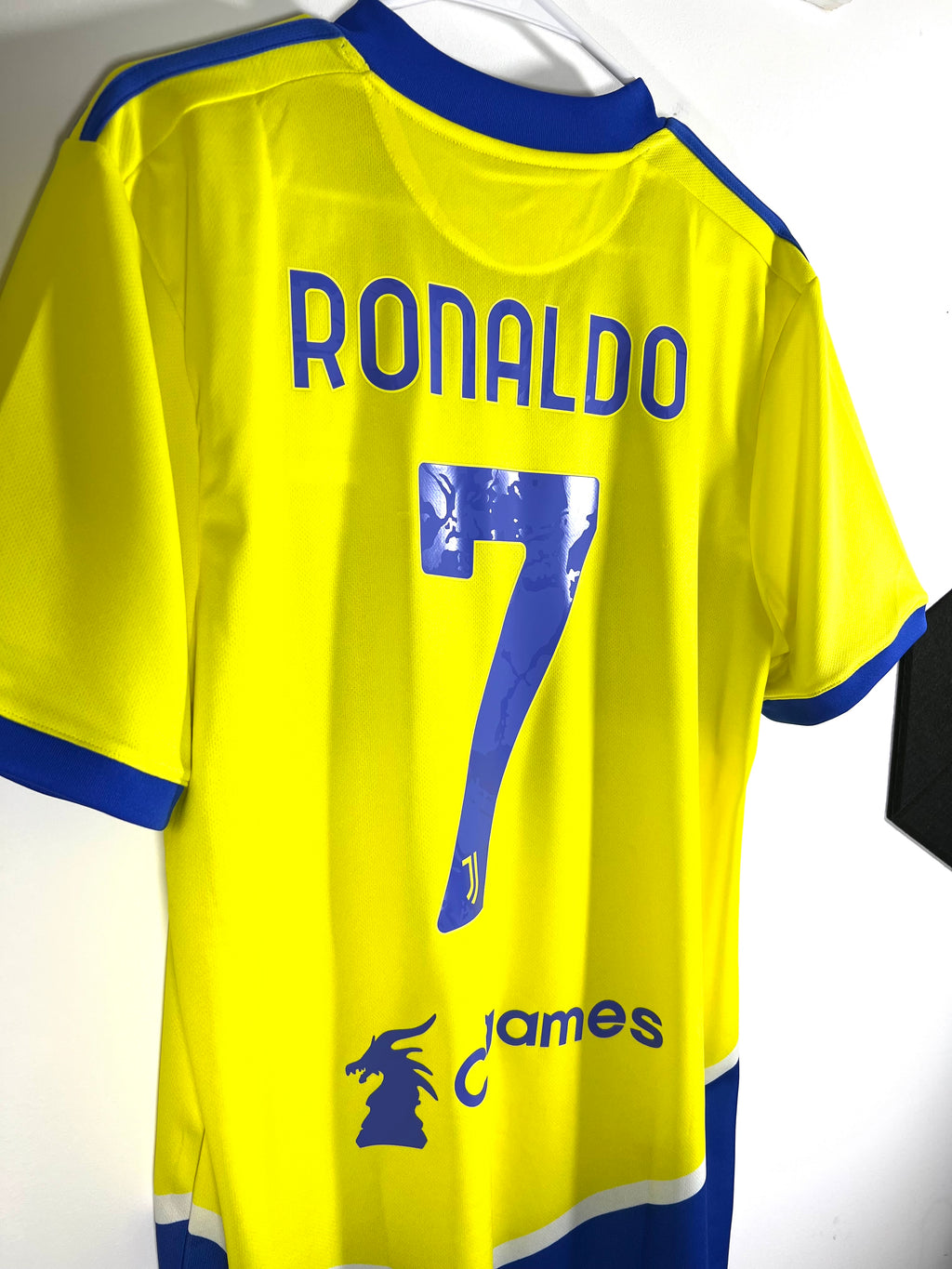 2021/22 Cristiano Ronaldo Juventus Third (GS1349 - L) BNWT 10/10