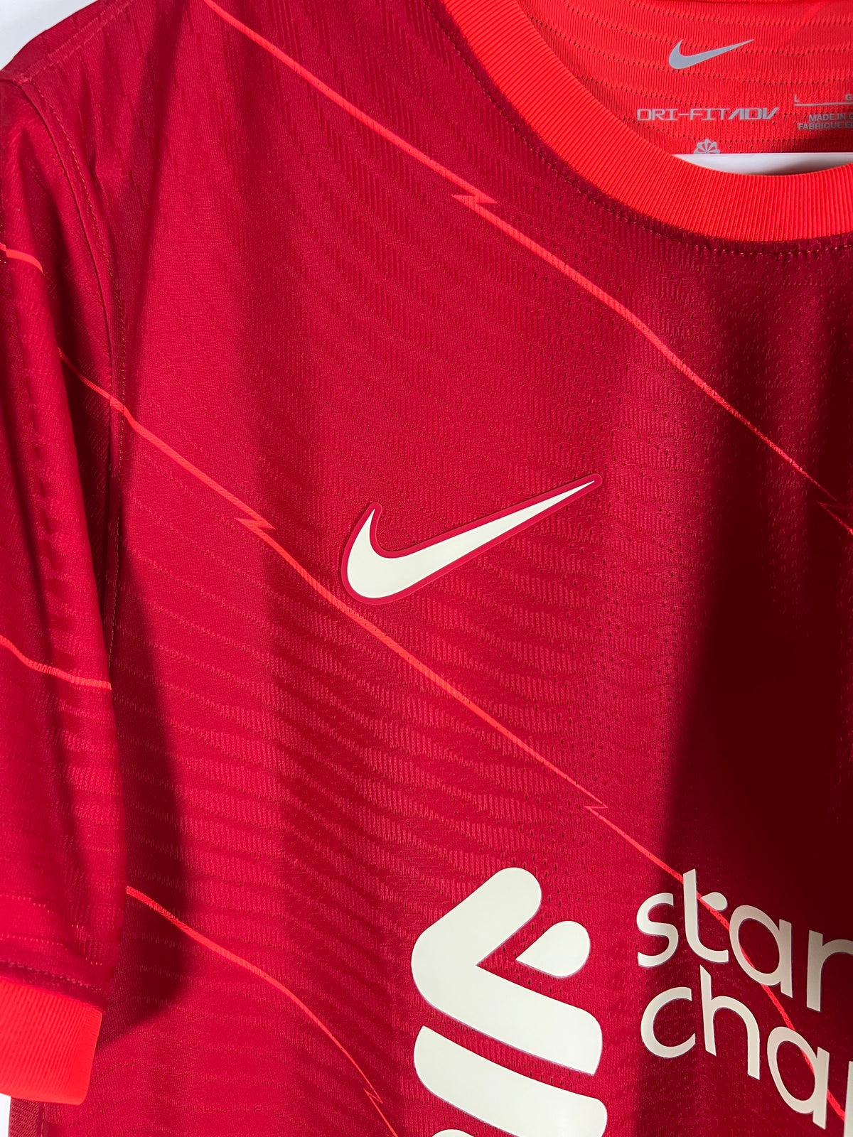 2021/22 Liverpool FC Home Jersey Non-Player (DB2533-688 -L) 9/10