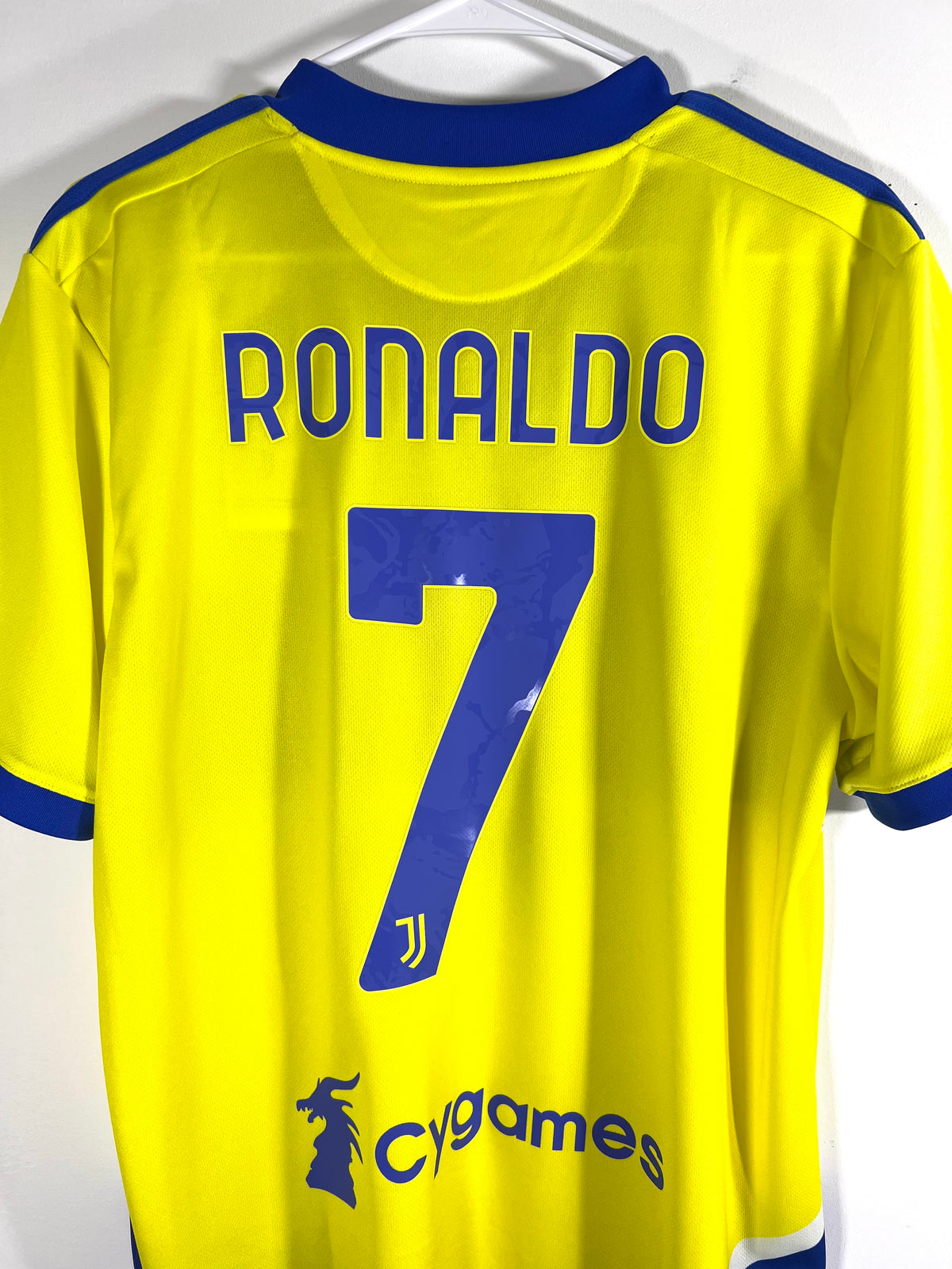 2021/22 Cristiano Ronaldo Juventus Third (GS1349 - L) BNWT 10/10